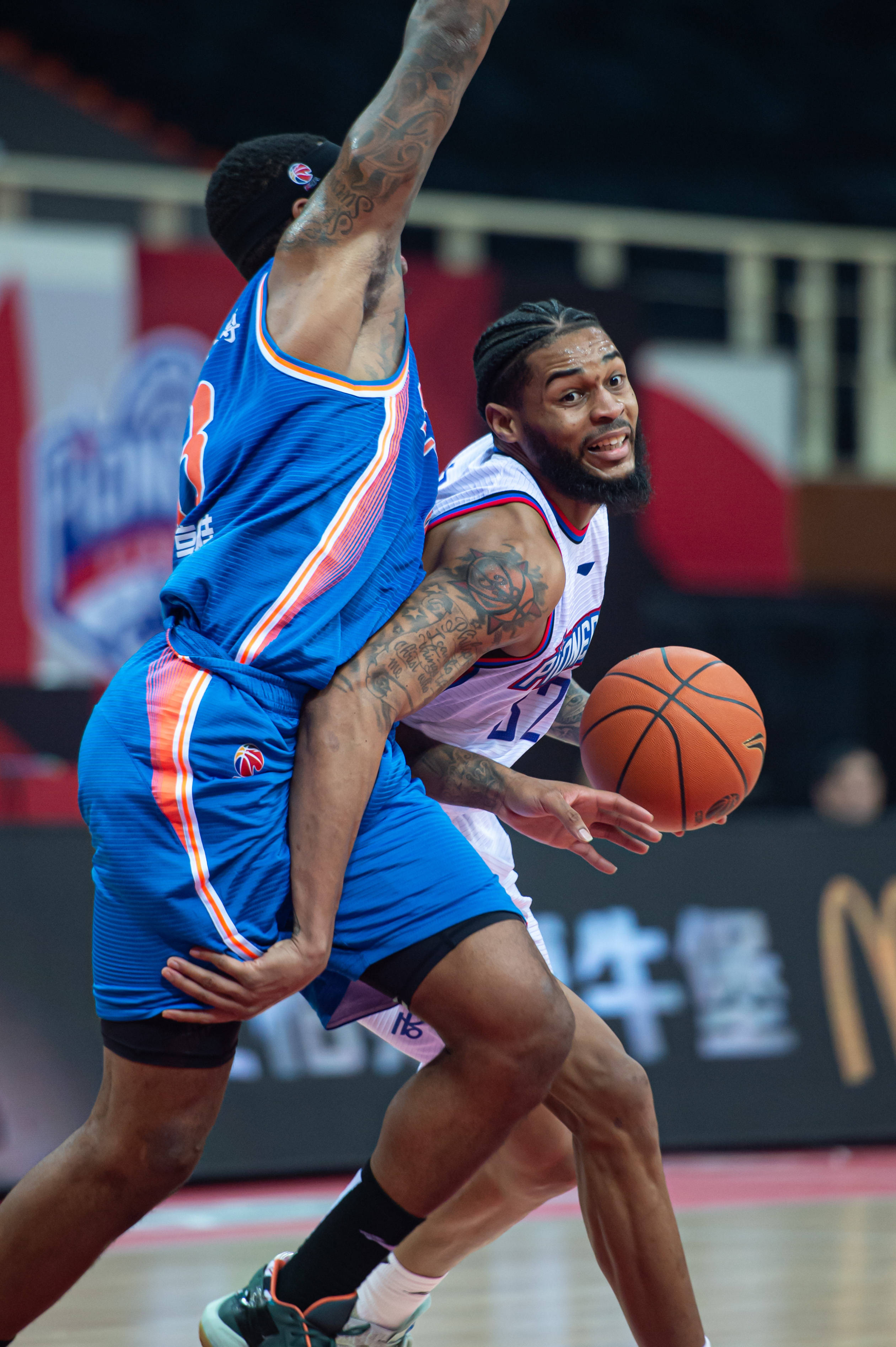 爱游戏官方登录入口-天津男篮击败对手，精彩表现