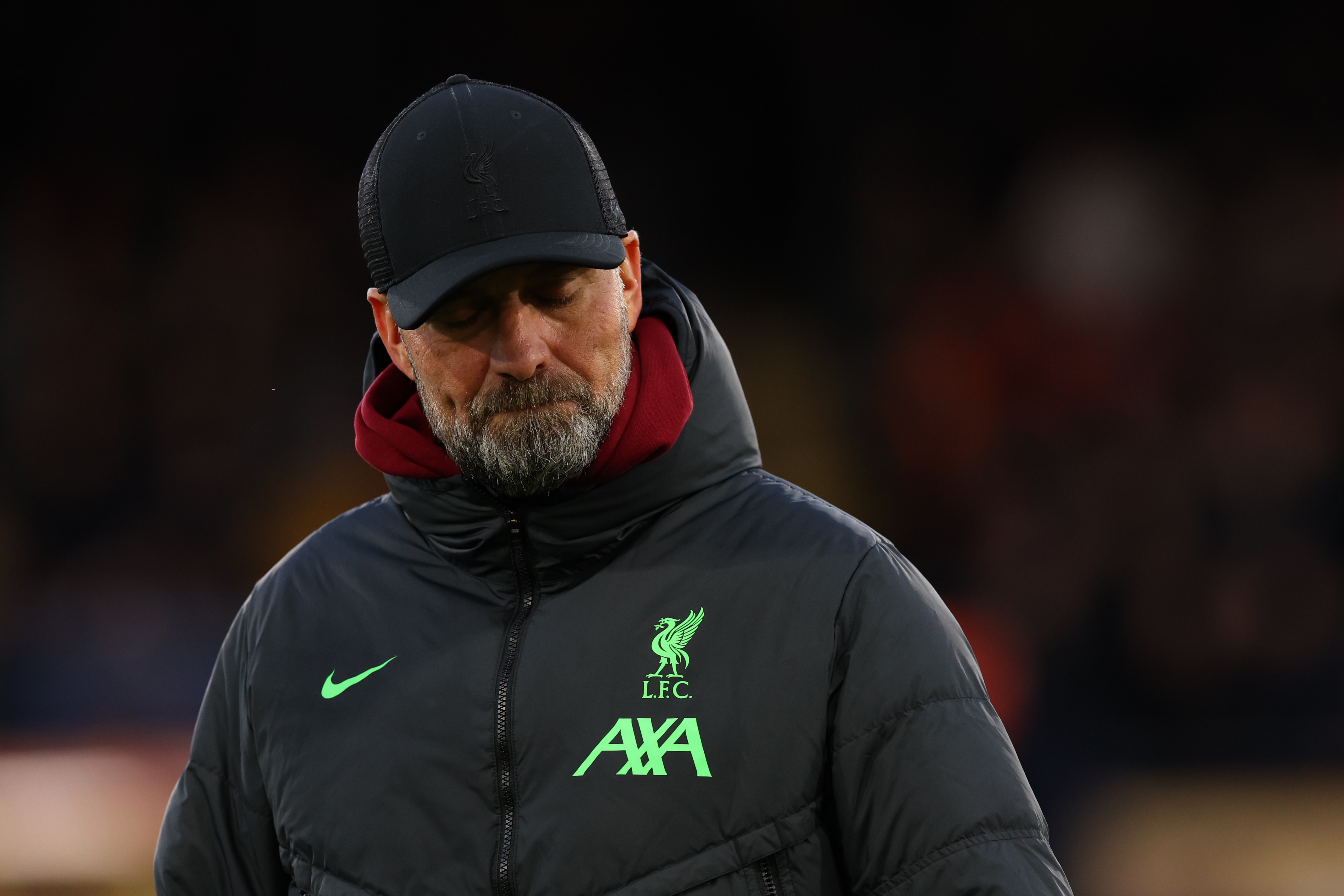 包含利物浦核心因伤缺席下一场比赛，球队实力受影响的词条