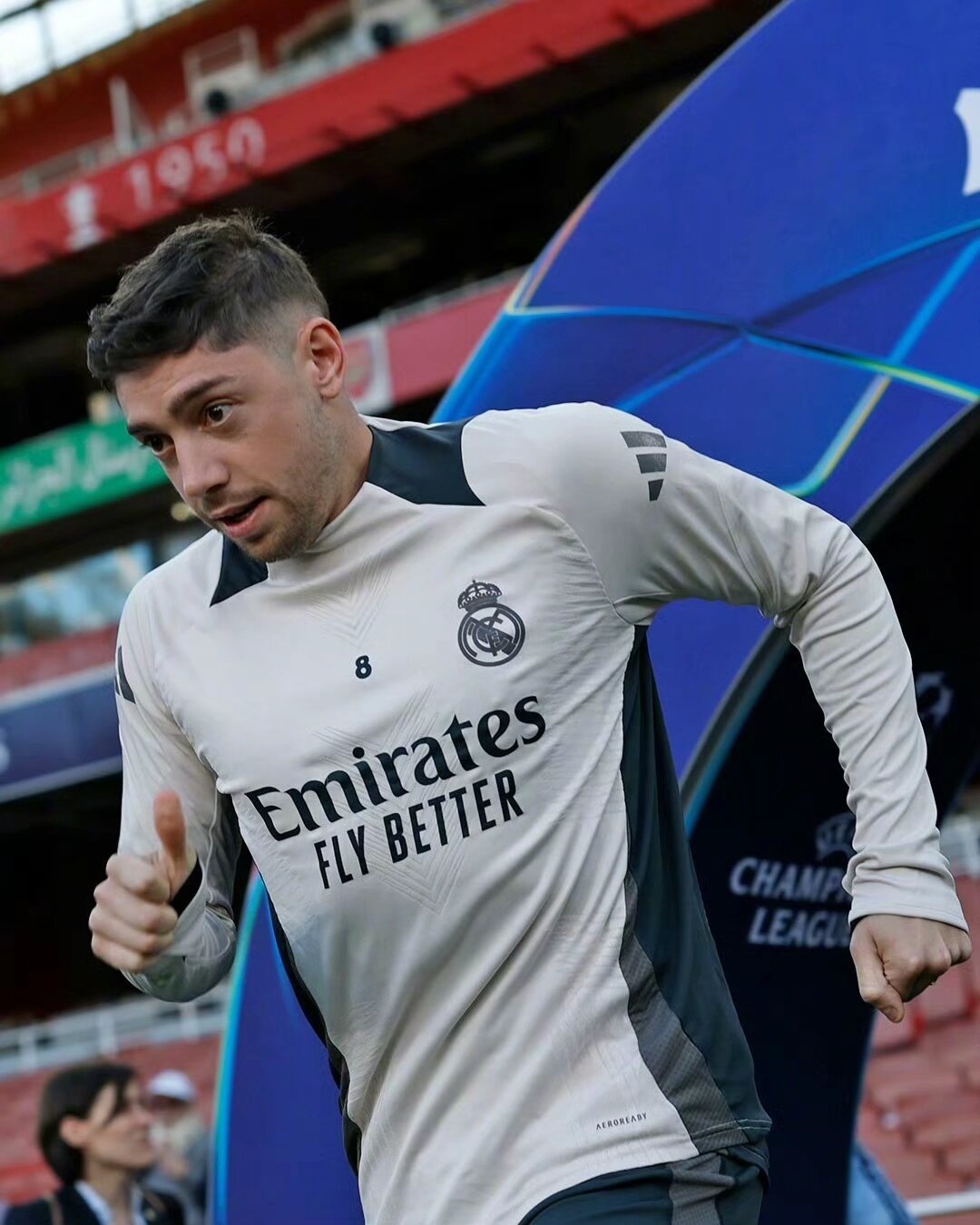 爱游戏-阿森纳球员表现抢眼，助球队轻松取胜的简单介绍