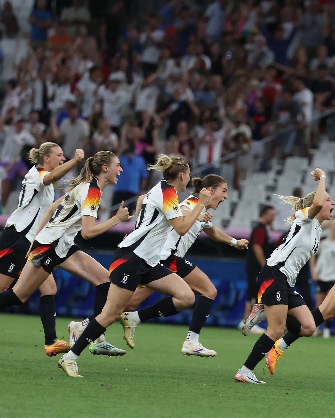 巴西女足遗憾败北，仍展现潜力的简单介绍