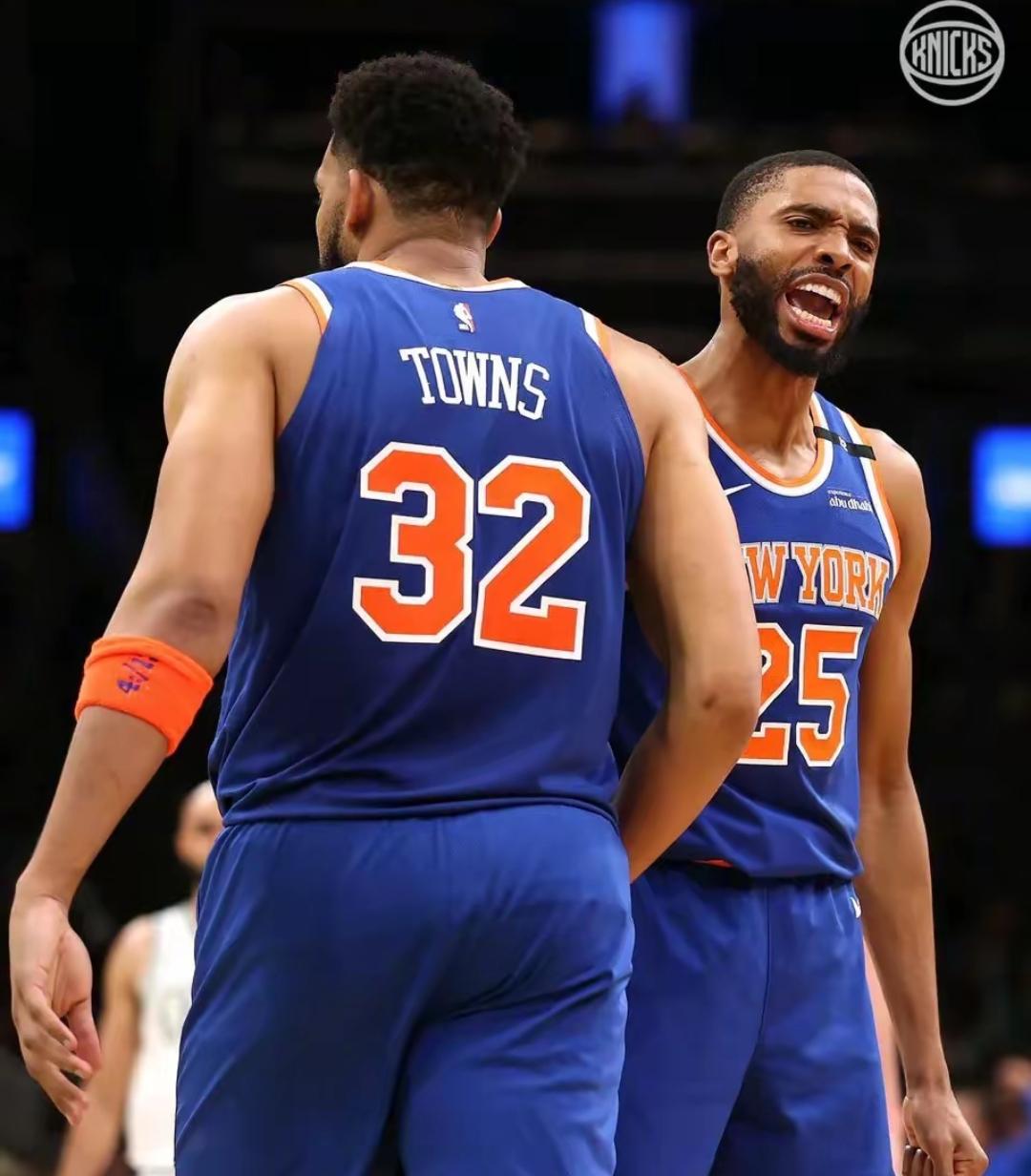 包含尼克斯队新援在首场比赛中发挥出色,获得认可的词条 包含尼克斯队新援在首场比赛中发挥出色,获得认可的词条