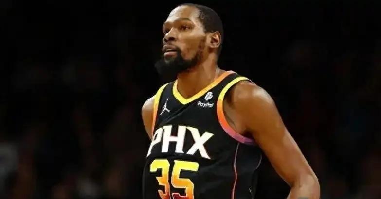 爱游戏中国官网-关于美洲篮球全明星赛展现风采球员实力不凡的信息