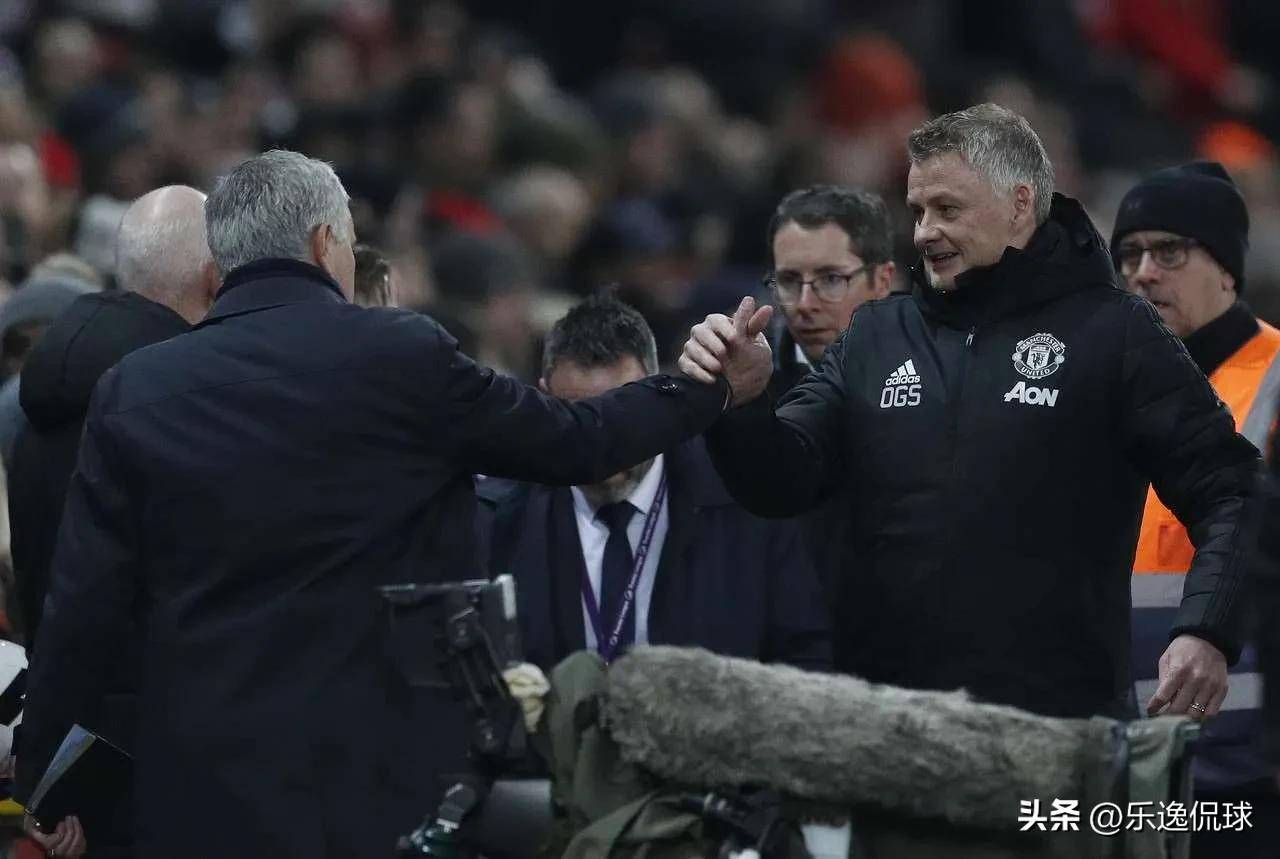 爱游戏-曼联球员伤情恶化，主帅面临人员危机的简单介绍
