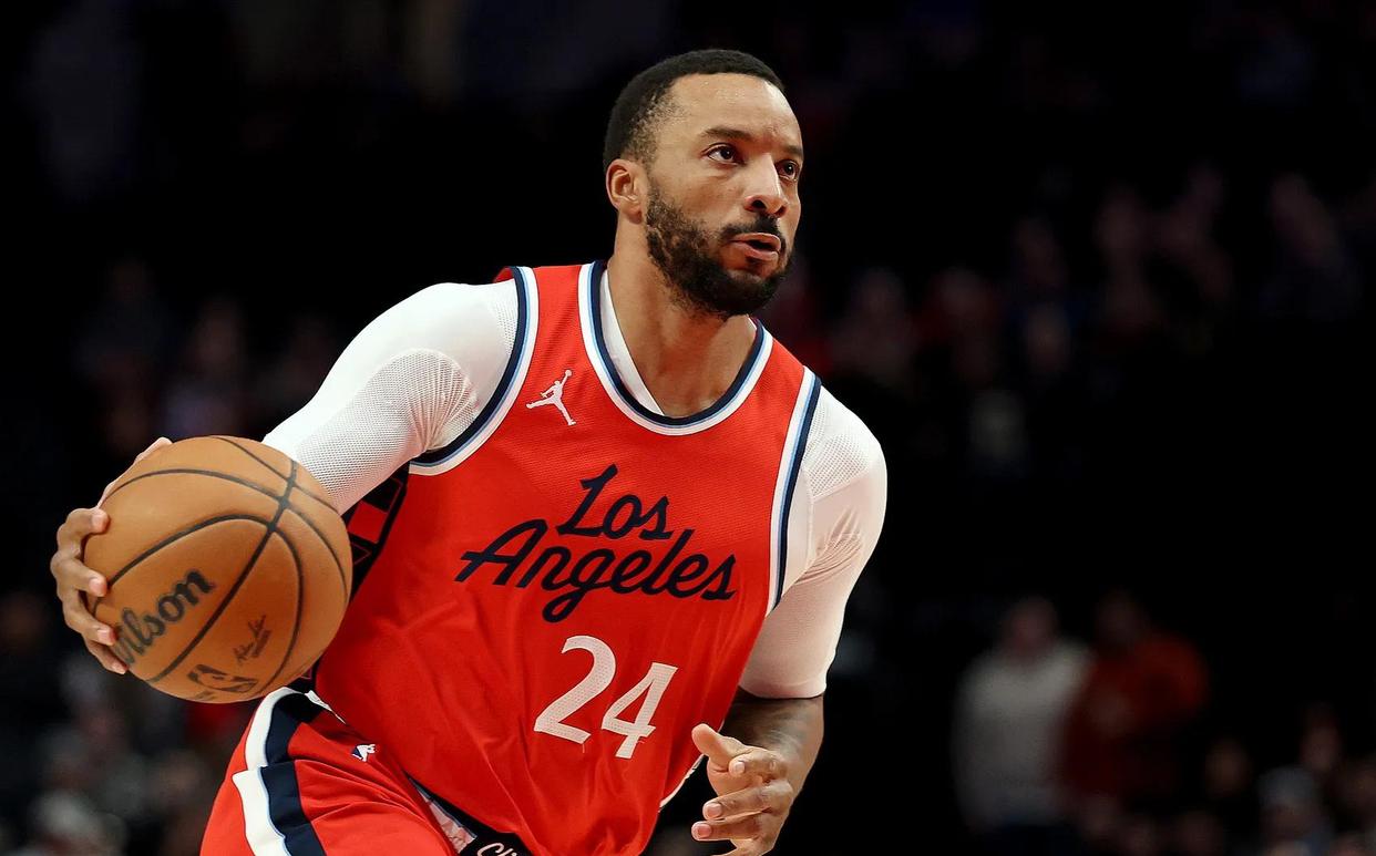 快船新援出色发挥，助球队取得胜利