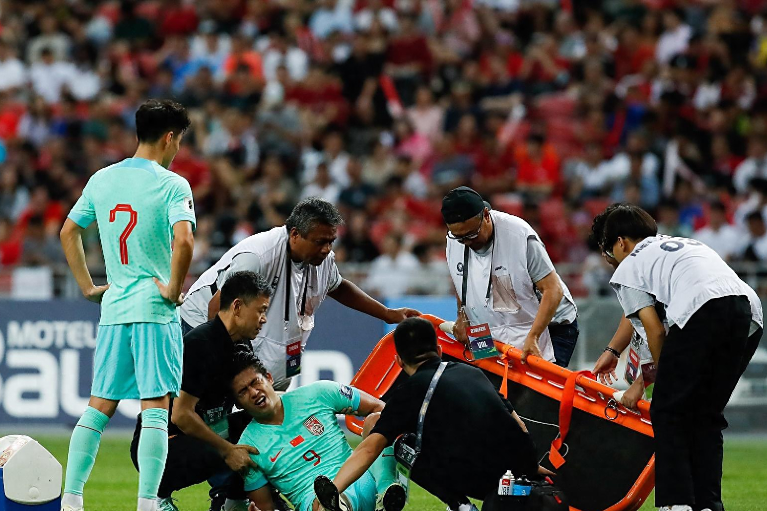 爱游戏亚洲官网-关于阿尔梅里亚球员全力以赴争取胜利的信息