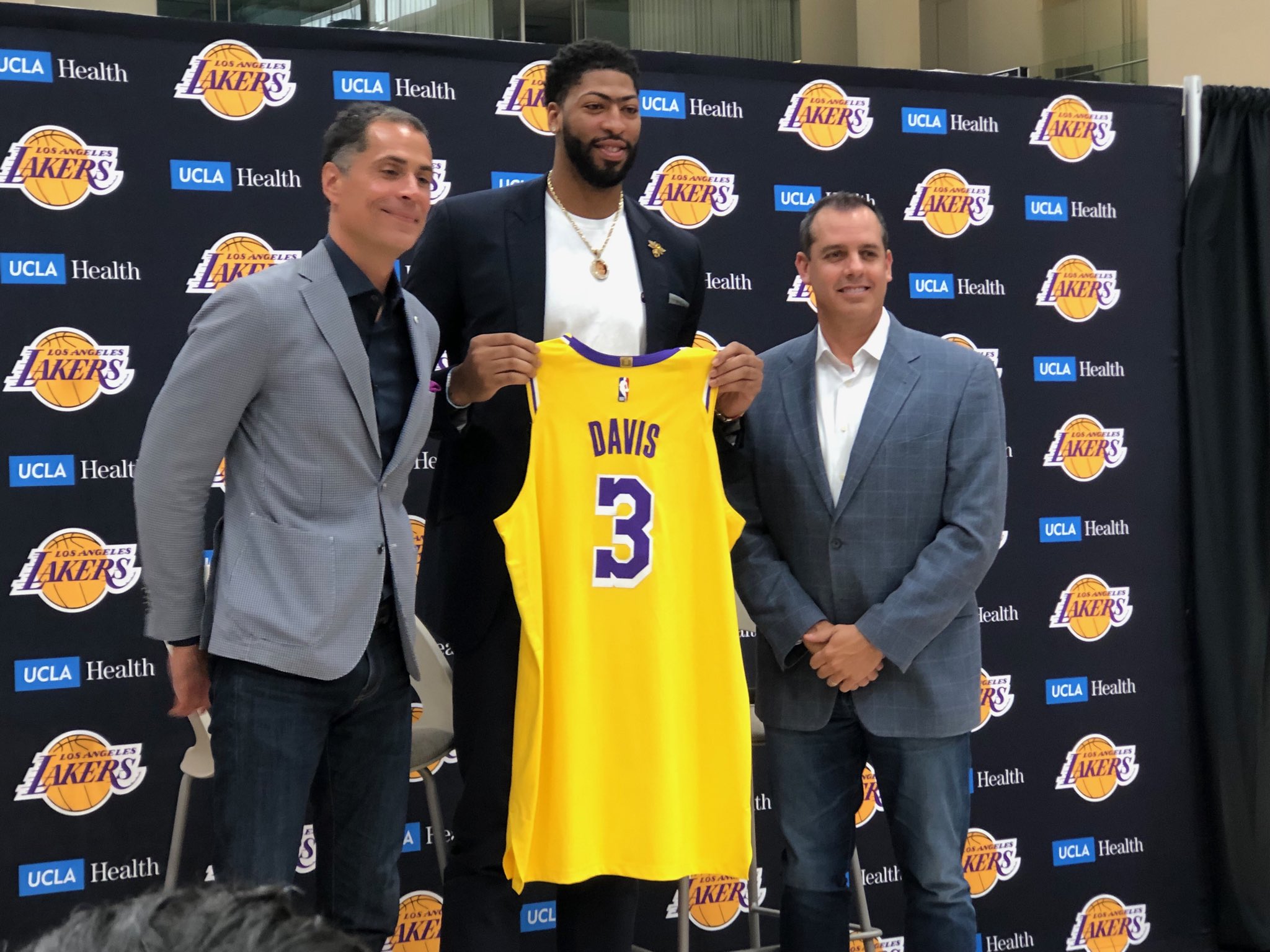 爱游戏网页版登录入口-亨克尔斯姆-胜出对手难以抗衡球队攻势