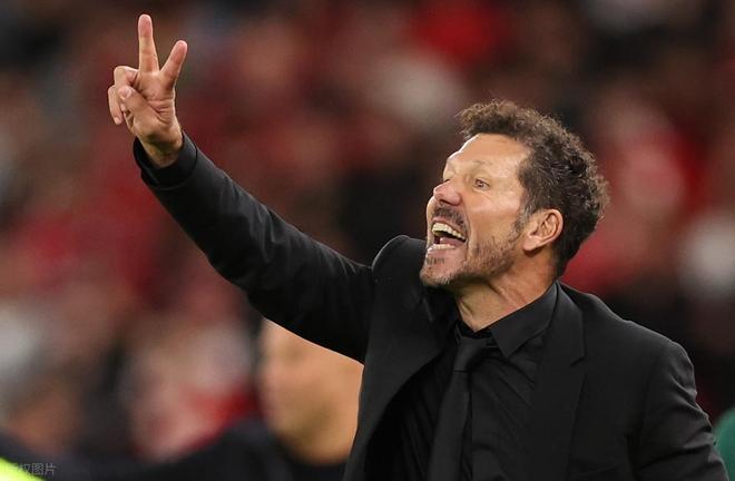 德国名帅接过西甲豪门主教练职务