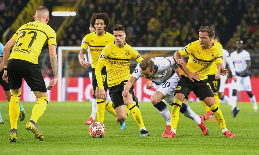 多特蒙德防守稳固，击败劲敌